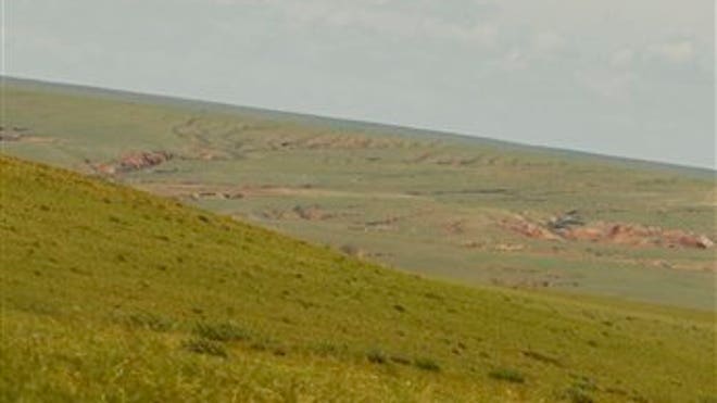 chinese astronauts land 3.jpg